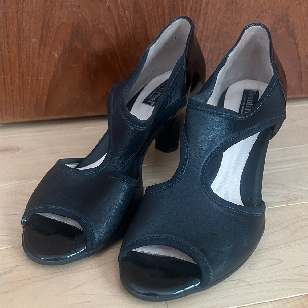 BeautiFeel black heels